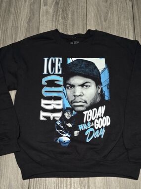 Ice Cube Black Graphic Crewneck Sweatshirt - 'Today Was a Good Day'